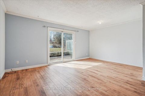 Photo 6 at 66 Worthington Drive, BR Bronte, Oakville