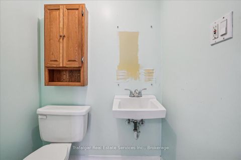 Photo 18 at 66 Worthington Drive, BR Bronte, Oakville