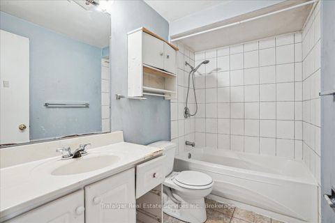 Photo 22 at 66 Worthington Drive, BR Bronte, Oakville