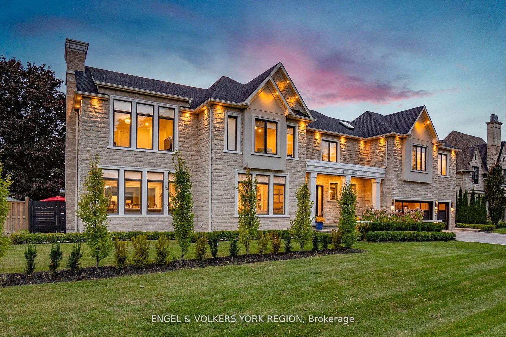 178 Patton Street, King City, King photo number 2 178 Patton Street, King City, King photo number 2