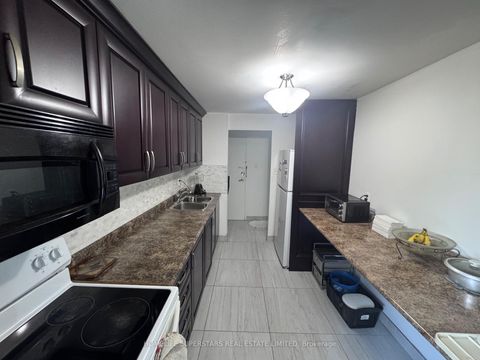 Photo 4 at 202 - 1445 Wilson Avenue, CFB, Toronto