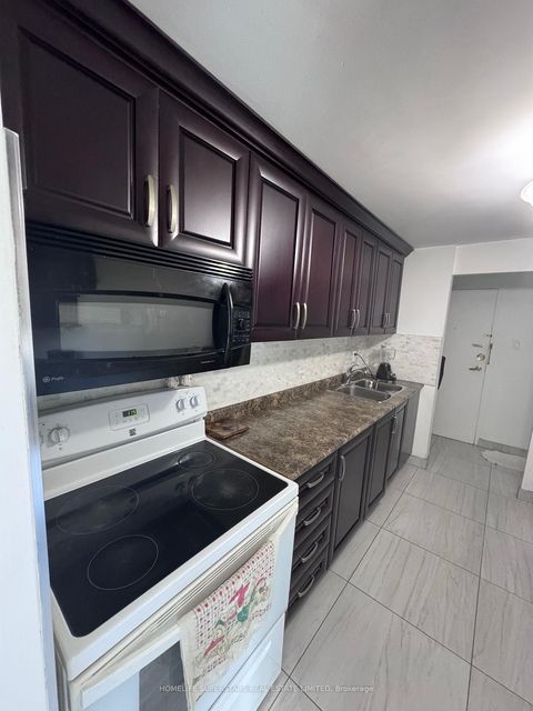 Photo 5 at 202 - 1445 Wilson Avenue, CFB, Toronto