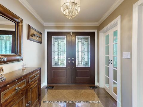 Photo 4 at 109 Highland Lane, Mill Pond, Richmond Hill