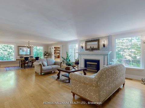 Photo 5 at 109 Highland Lane, Mill Pond, Richmond Hill