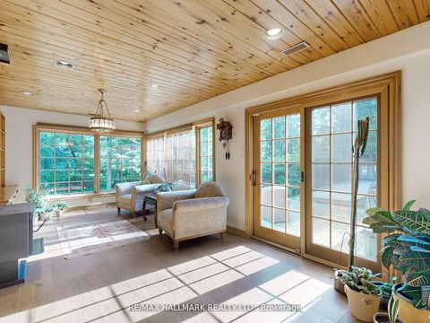 Photo 10 at 109 Highland Lane, Mill Pond, Richmond Hill