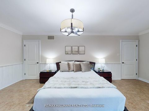 Photo 16 at 109 Highland Lane, Mill Pond, Richmond Hill