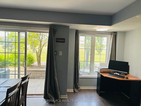 Photo 5 at 8 - 2441 Greenwich Drive, WM Westmount, Oakville