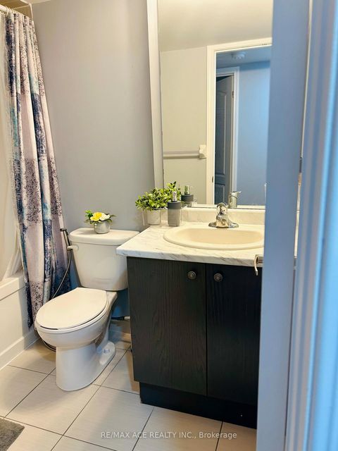 Photo 20 at 8 - 2441 Greenwich Drive, WM Westmount, Oakville