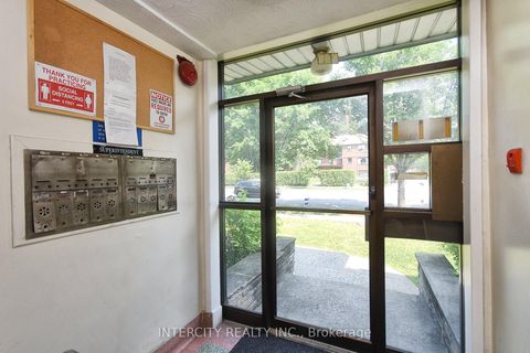Photo 19 at 415 Wilson Avenue, Clanton Park, Toronto