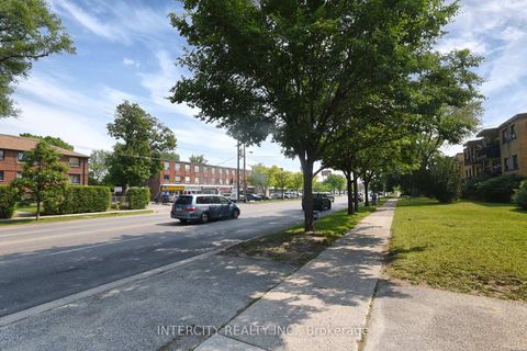 Photo 20 at 415 Wilson Avenue, Clanton Park, Toronto
