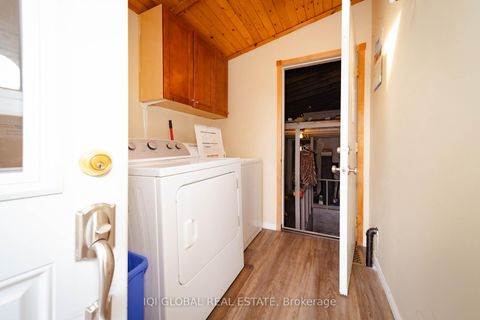 Photo 7 at 182 Peel Street, Wellington, Barrie