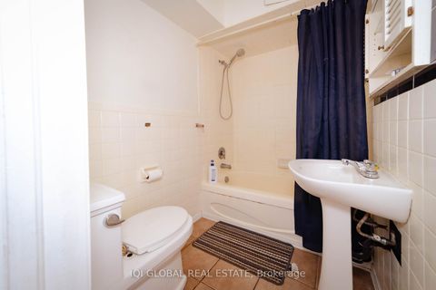 Photo 22 at 182 Peel Street, Wellington, Barrie