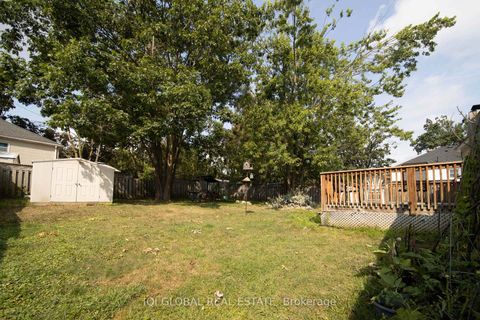 Photo 38 at 182 Peel Street, Wellington, Barrie