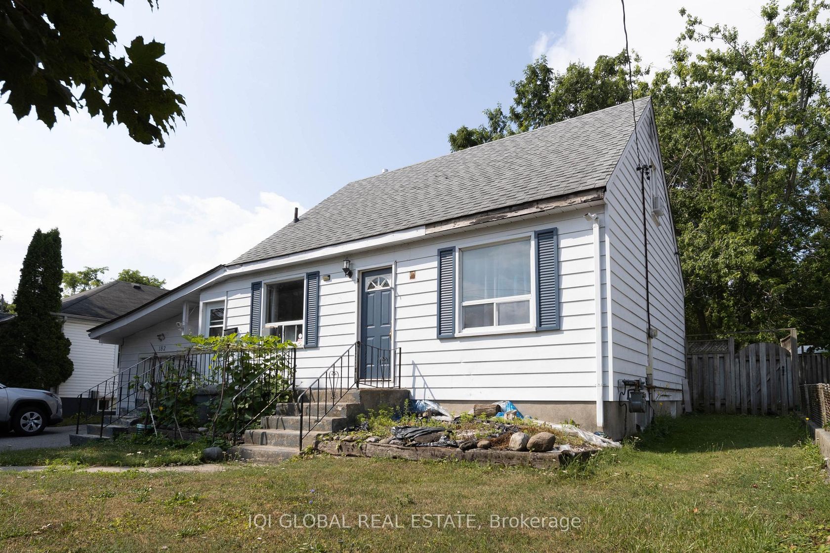 182 Peel Street, Wellington, Barrie photo number 2