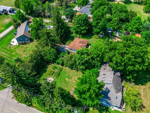 Photo 2 at 80 Centre Street, Schomberg, King