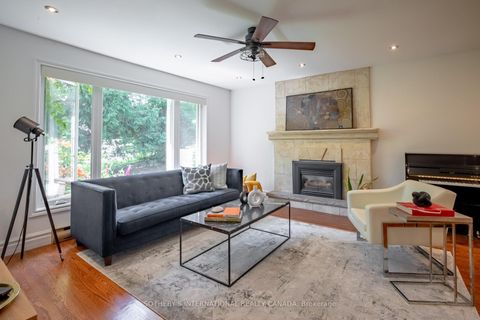 Photo 4 at 80 Centre Street, Schomberg, King