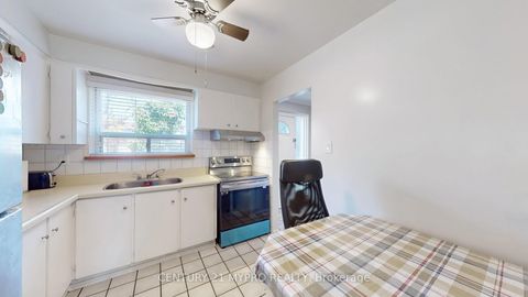 Photo 9 at 5 - 6 Lexington Avenue, Clairville, Toronto
