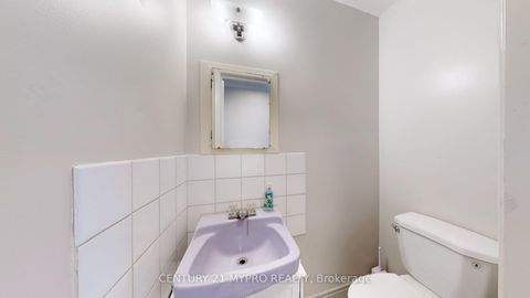 Photo 12 at 5 - 6 Lexington Avenue, Clairville, Toronto