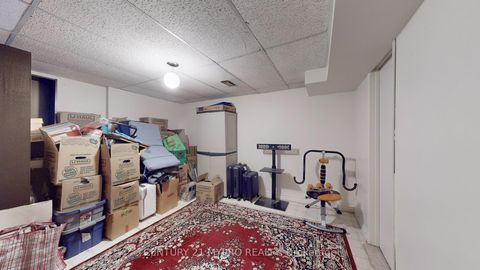Photo 23 at 5 - 6 Lexington Avenue, Clairville, Toronto