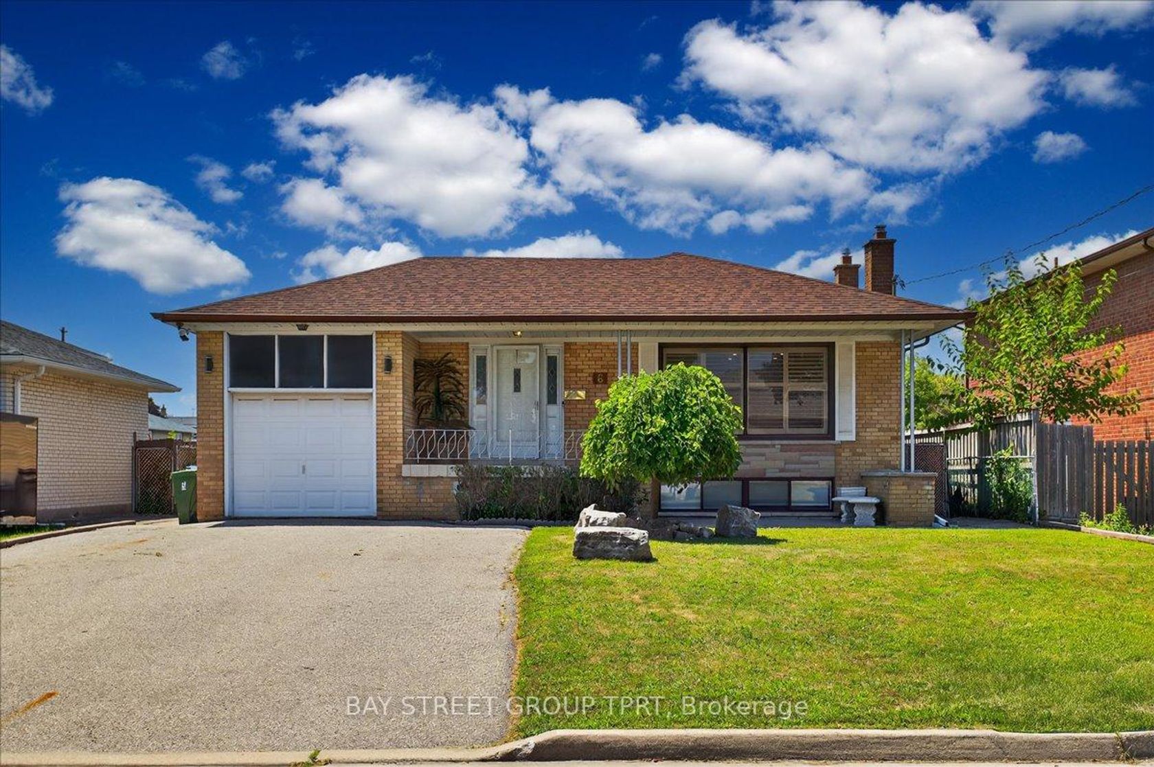 6 Evernby Boulevard, The Westway, Toronto 