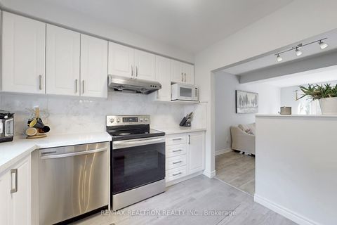 Photo 8 at 131 - 15 Esterbrooke Avenue, Don Valley Village, Toronto