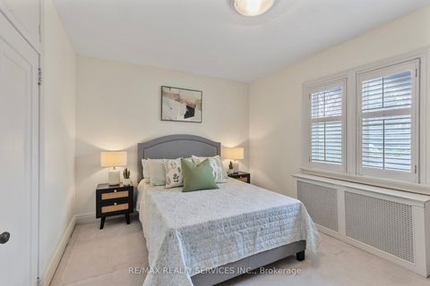 Photo 32 at 80 Jackson Avenue, Kingsway South, Toronto