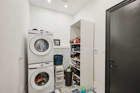 Photo 36 at 32 Bradfield Avenue W, City Centre West, Toronto