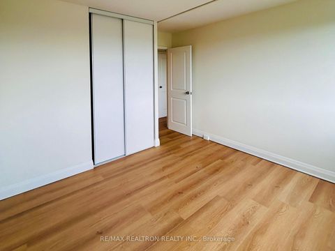 Photo 11 at 2101 - 10 Sunny Glenway, Flemingdon Park, Toronto