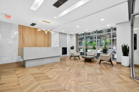 Photo 4 at 212 - 15 BRUYERES Mews, Niagara, Toronto Photo 4 at 212 - 15 BRUYERES Mews, Niagara, Toronto