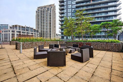 Photo 39 at 212 - 15 BRUYERES Mews, Niagara, Toronto