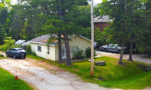 Photo 1 at 3195 Cowan Avenue, Rural Innisfil, Innisfil