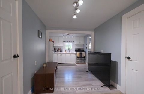 Photo 7 at 3195 Cowan Avenue, Rural Innisfil, Innisfil