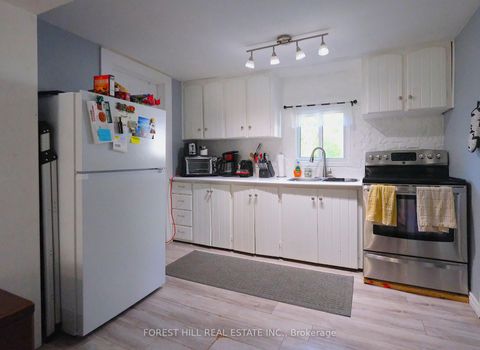 Photo 8 at 3195 Cowan Avenue, Rural Innisfil, Innisfil