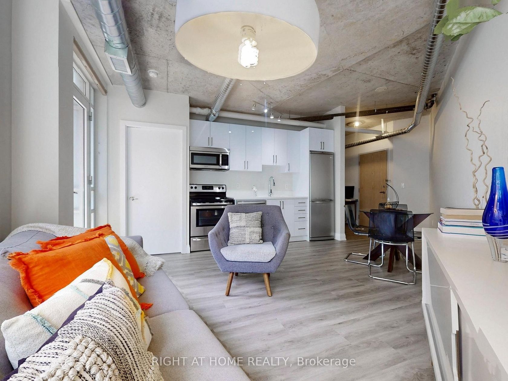 415 - 170 Sudbury Street, Little Portugal, Toronto 