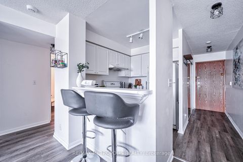 Photo 12 at PH109 - 11 Lee Centre Drive, Woburn, Toronto