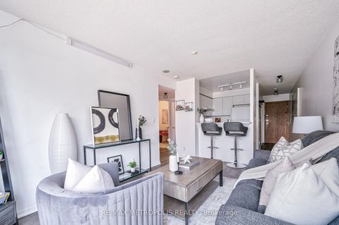 Photo 17 at PH109 - 11 Lee Centre Drive, Woburn, Toronto