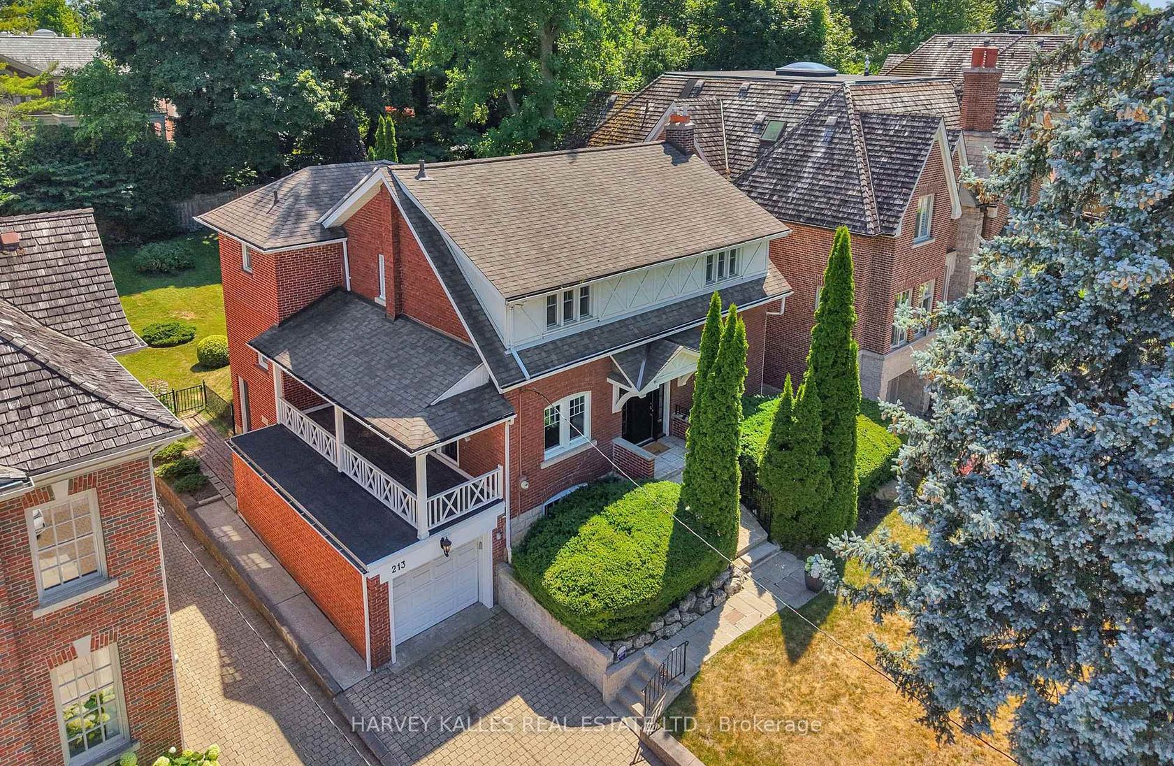 213 St Leonards Avenue, York Mills, Toronto 