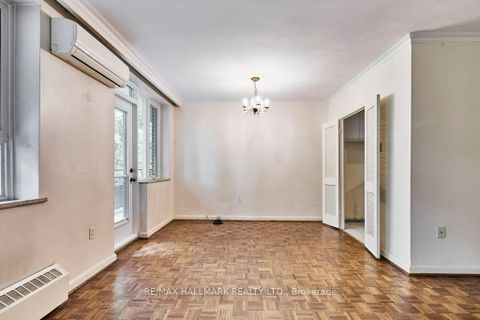 Photo 4 at 209 - 40 Glen Road, Moore Park, Toronto