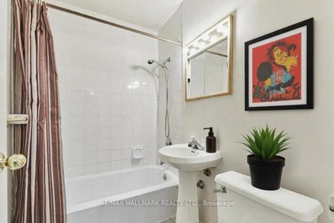 Photo 18 at 209 - 40 Glen Road, Moore Park, Toronto