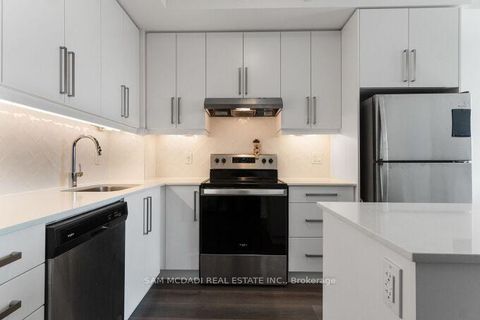 Photo 7 at 318 - 3200 William Coltson Avenue, JM Joshua Meadows, Oakville