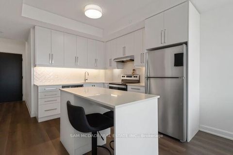 Photo 8 at 318 - 3200 William Coltson Avenue, JM Joshua Meadows, Oakville