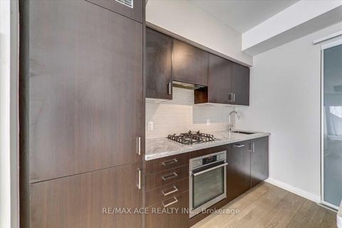 Photo 13 at 206 - 1960 Queens Street, The Beaches, Toronto
