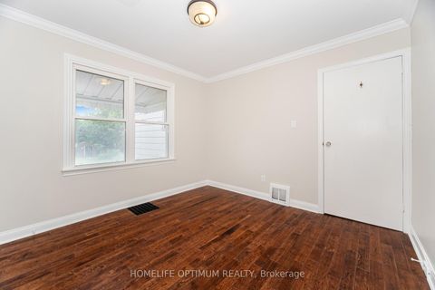 Photo 22 at 132 Eagle Street, Central Newmarket, Newmarket