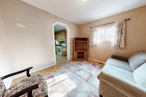 Photo 20 at 32 Argyle Street, Bellwoods, Toronto