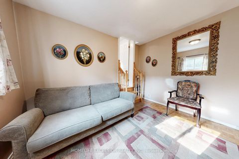 Photo 21 at 32 Argyle Street, Bellwoods, Toronto