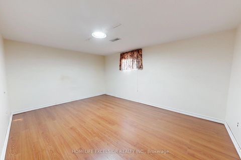Photo 42 at 32 Argyle Street, Bellwoods, Toronto