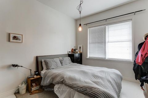 Photo 8 at 69 Palmerston Avenue, Bellwoods, Toronto
