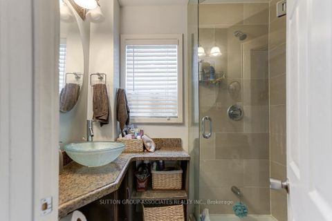 Photo 12 at 69 Palmerston Avenue, Bellwoods, Toronto