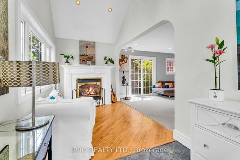 Photo 8 at 2295 Belyea Street, BR Bronte, Oakville