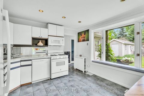Photo 23 at 2295 Belyea Street, BR Bronte, Oakville
